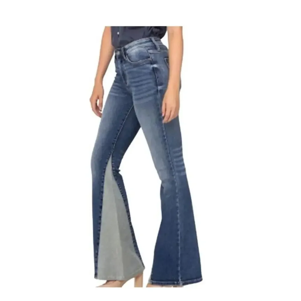 NWT Judy Blue Mid Rise Flare Jeans Contrast Panel Bell Bottoms Size 14W - Picture 1 of 16
